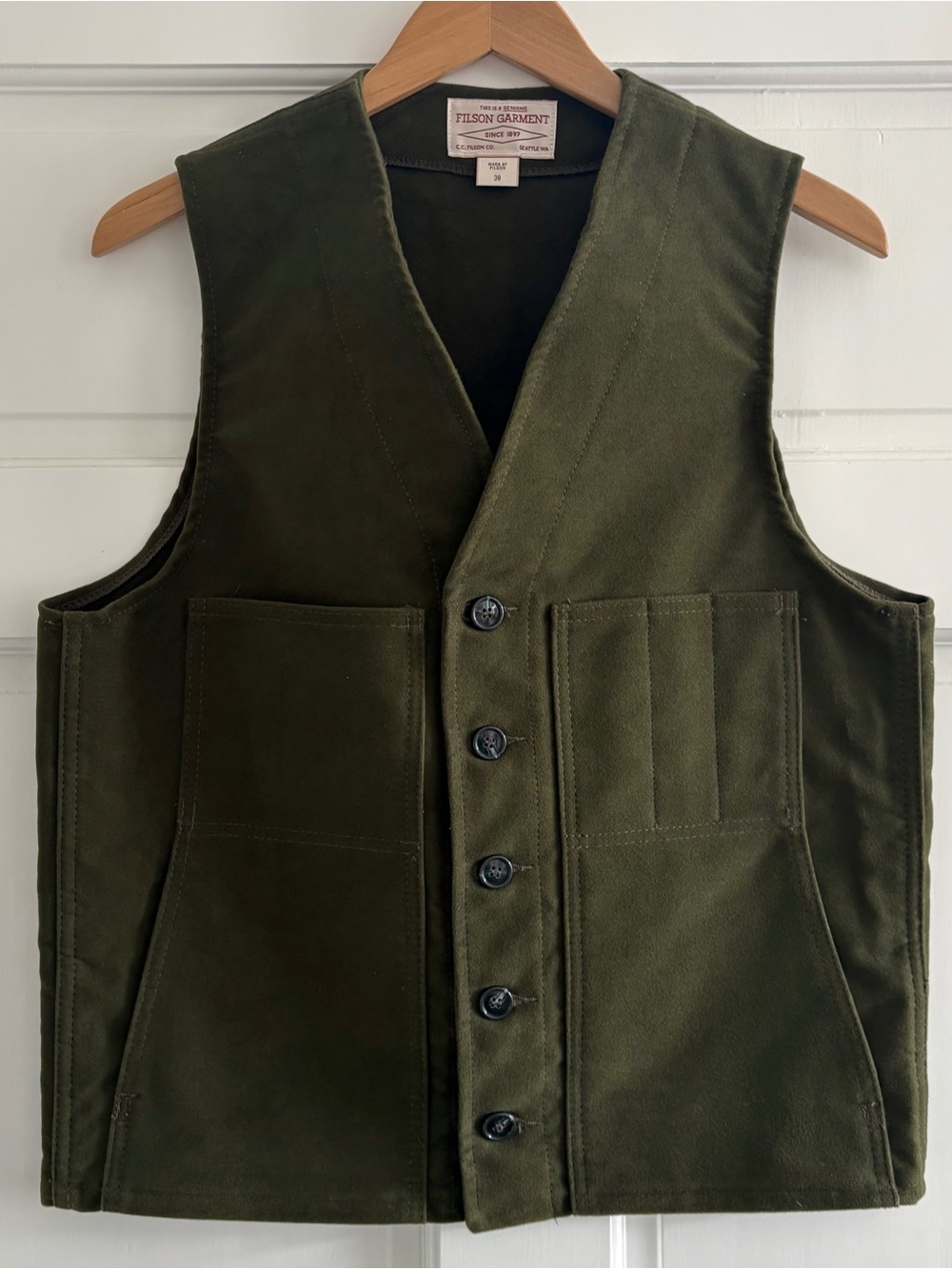 Filson Vintage Style 820 Moleskin Vest. Size 38 Otter Green
